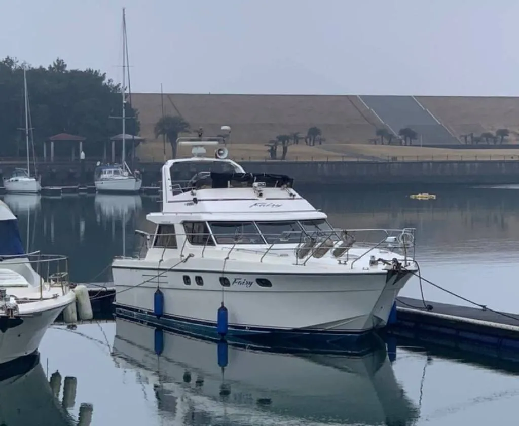 42ft Pre-Owned Japanese Luxury Vessel